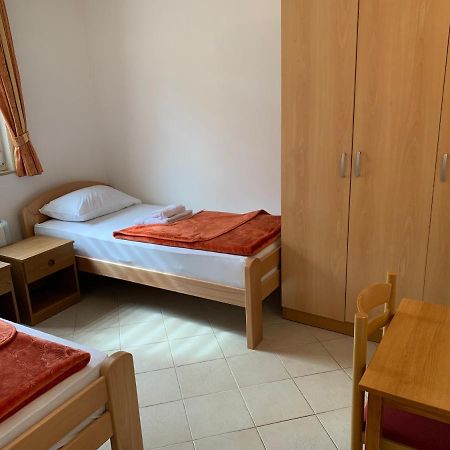 Bed and Breakfast Pansion Mate & Dds Međugorje Exterior foto
